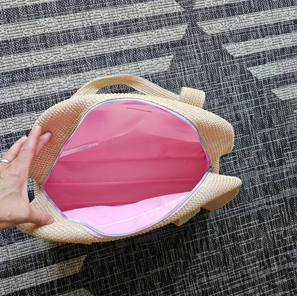 Vacation tote for kids